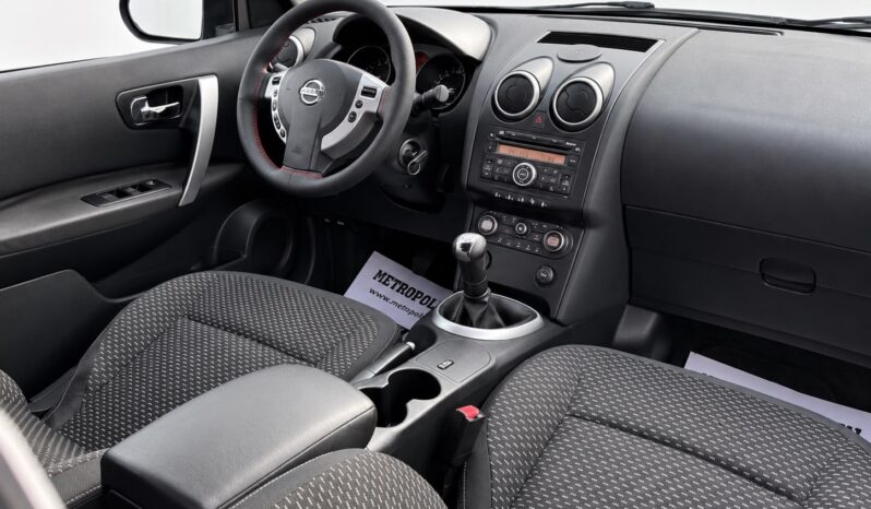 
								Nissan Qashqai full									