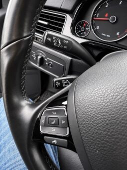 
										Volkswagen Touareg full									